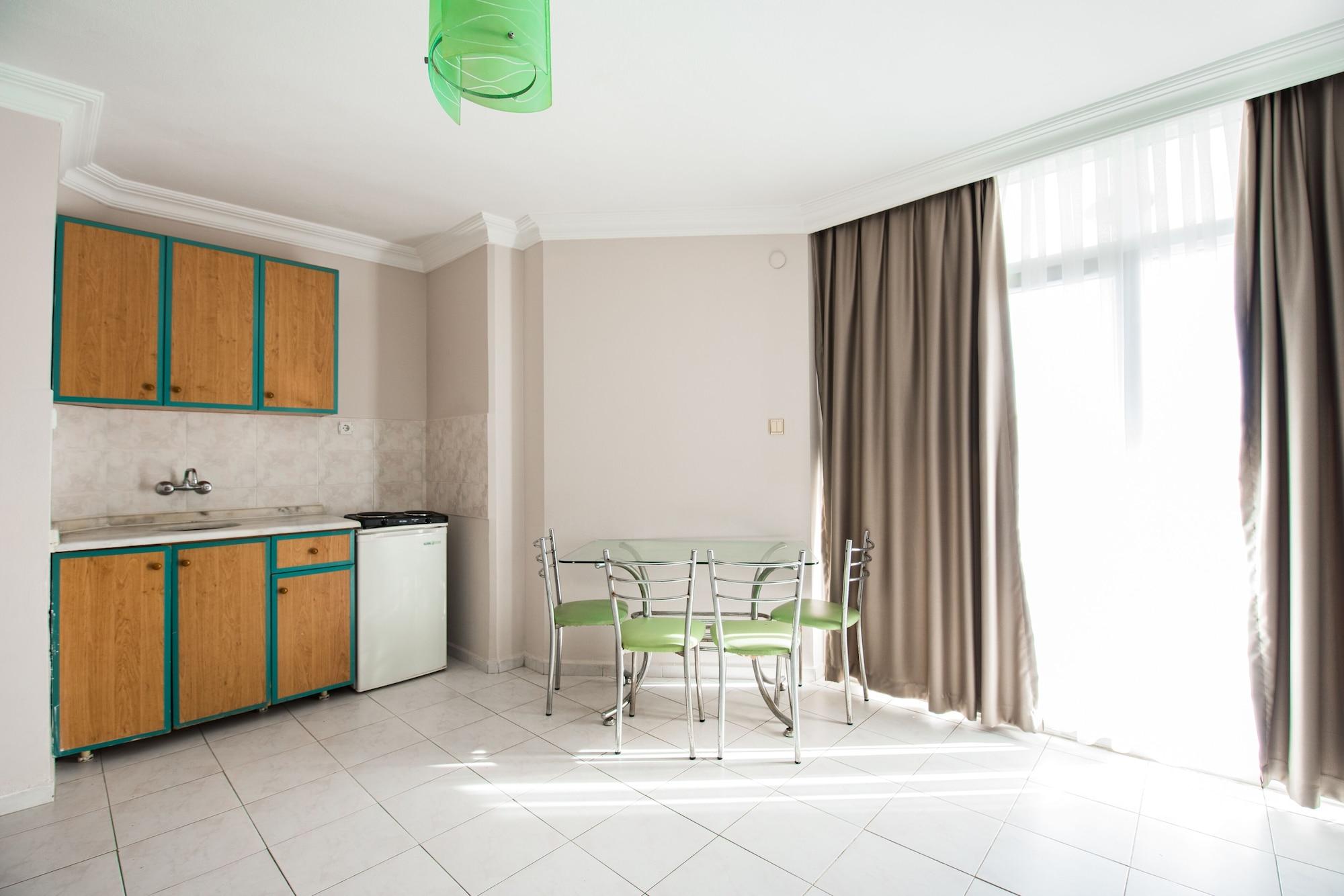 Apart Otel Kleopatra Tower Alanya